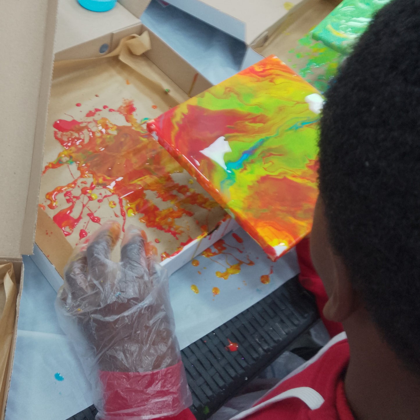 Canvas paint pouring workshop DaisyLime Creations 
