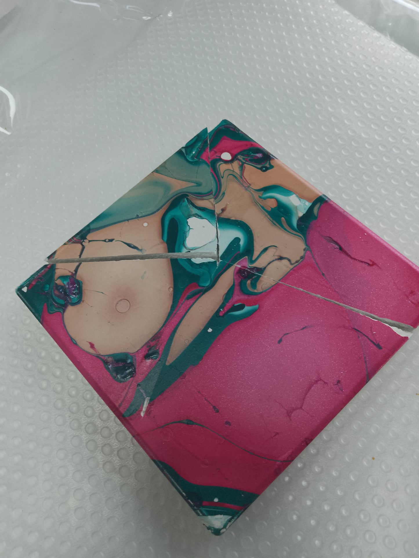 P8ink arbled tile 