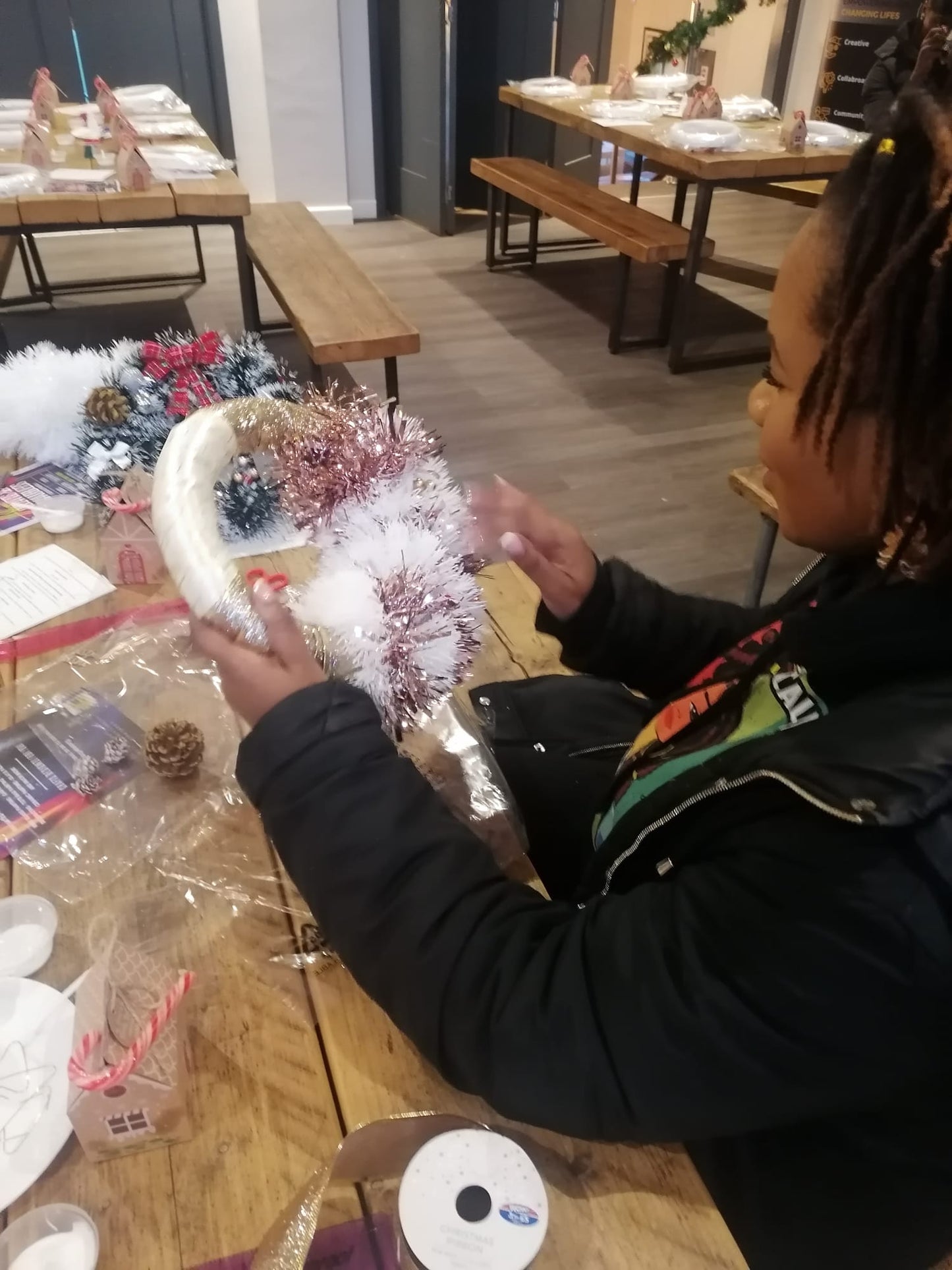 COCOA & CRAFT A MINI CHRISTMAS WONDERLAND