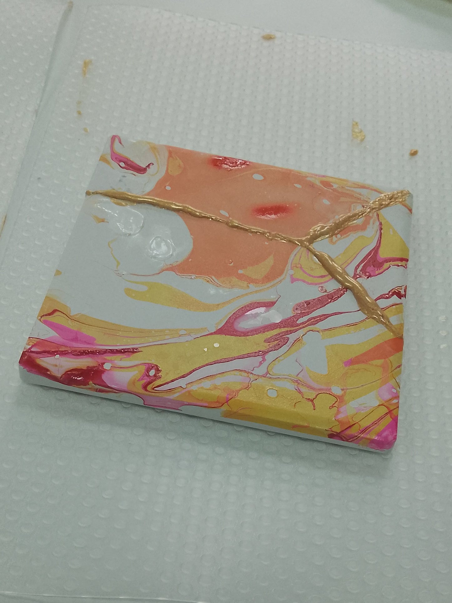 CERAMIC SMASH AND KINTSUGI CRAFT WORKSHOP